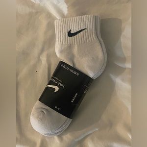 3pair Nike Crew Dri Fit Socks - White
